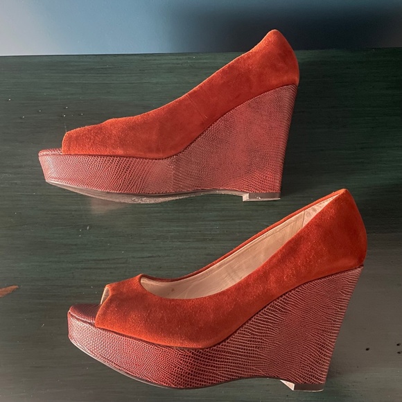 Franco Sarto ‘Surf’ Suede Peep Toe Wedge - Brown Rust - 7 - Picture 3 of 8